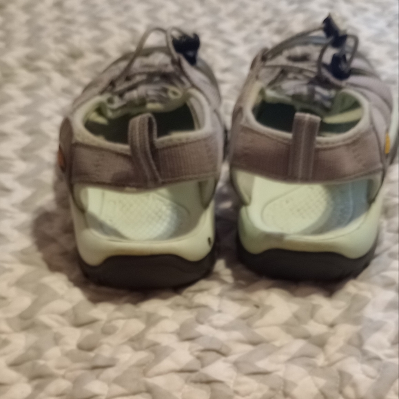 Women's Keen Athletic Sandals Size 10.5 - Picture 3 of 5